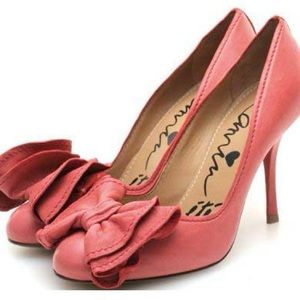 Lanvin 2011 Coral bow leather pumps heels replacement included gently worn
